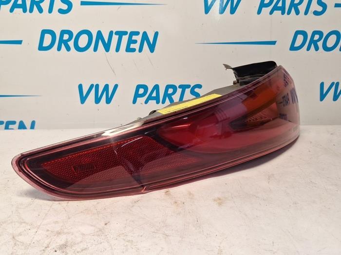 Achterlicht links van een Alfa Romeo Giulia, Gebruikt, -, Verzenden, -