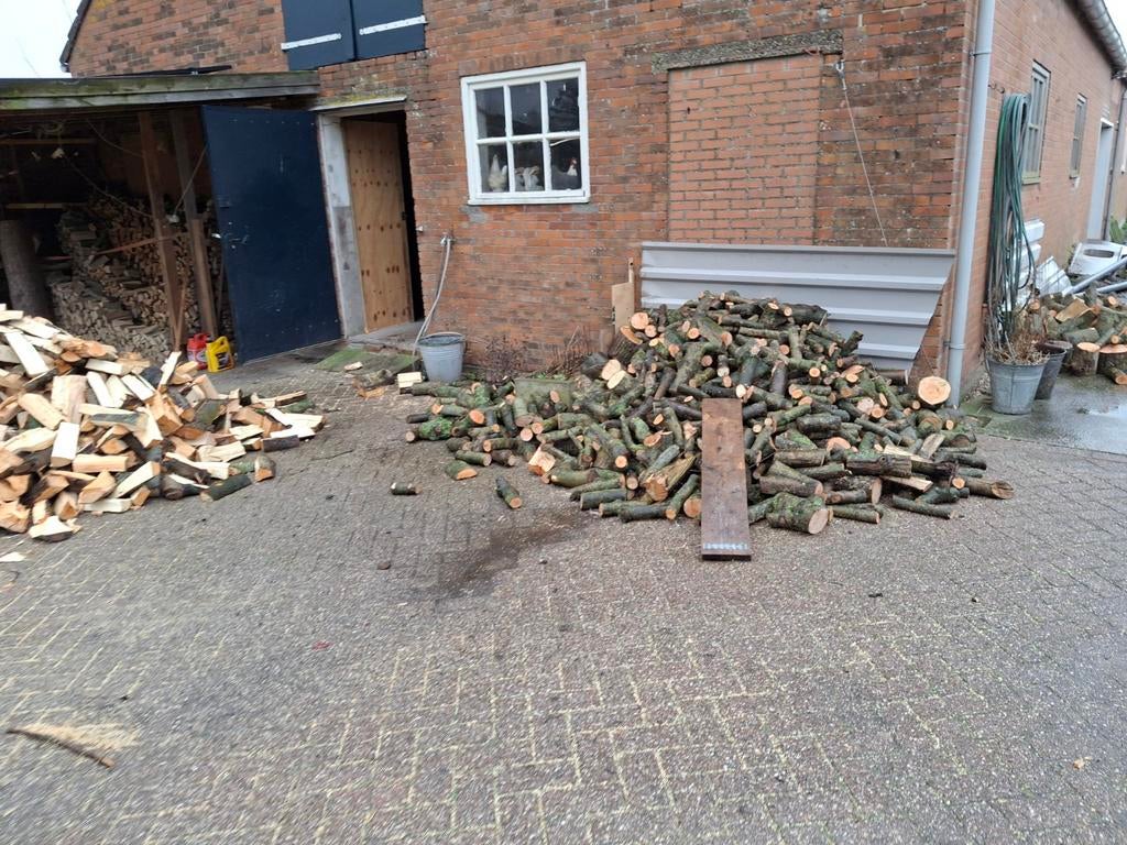 Bomen zagen voor hout, Tuin en Terras, Haardhout, Minder dan 3 m³, Ophalen