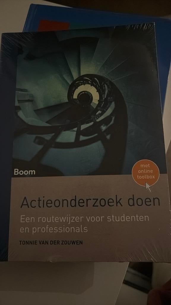 Tonnie van der Zouwen - Actieonderzoek doen, Sociale wetenschap, Ophalen of Verzenden, Tonnie van der Zouwen, Zo goed als nieuw