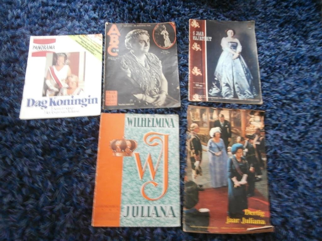 Antiek tijdschrift Koninklijk Huis Koningin Emma Juliana Bea, Ophalen of Verzenden, Gebruikt, Nederland, Tijdschrift of Boek