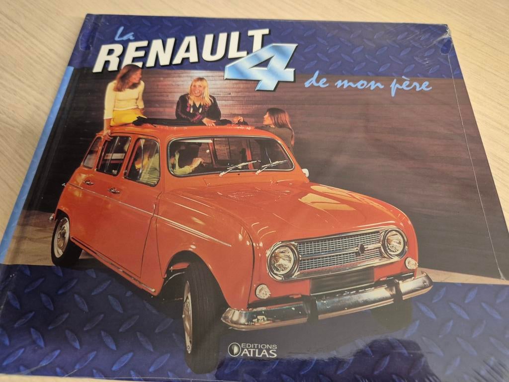 Gebonden boek Renault 4 Parisienne Renault 4 Plein Air nieuw, Ophalen of Verzenden, Zo goed als nieuw, Renault