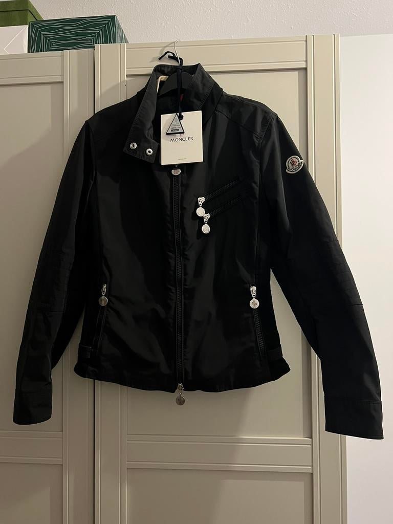 Moncler dames jas origineel, Ophalen of Verzenden, Zo goed als nieuw, Maat 34 (XS) of kleiner, Zwart