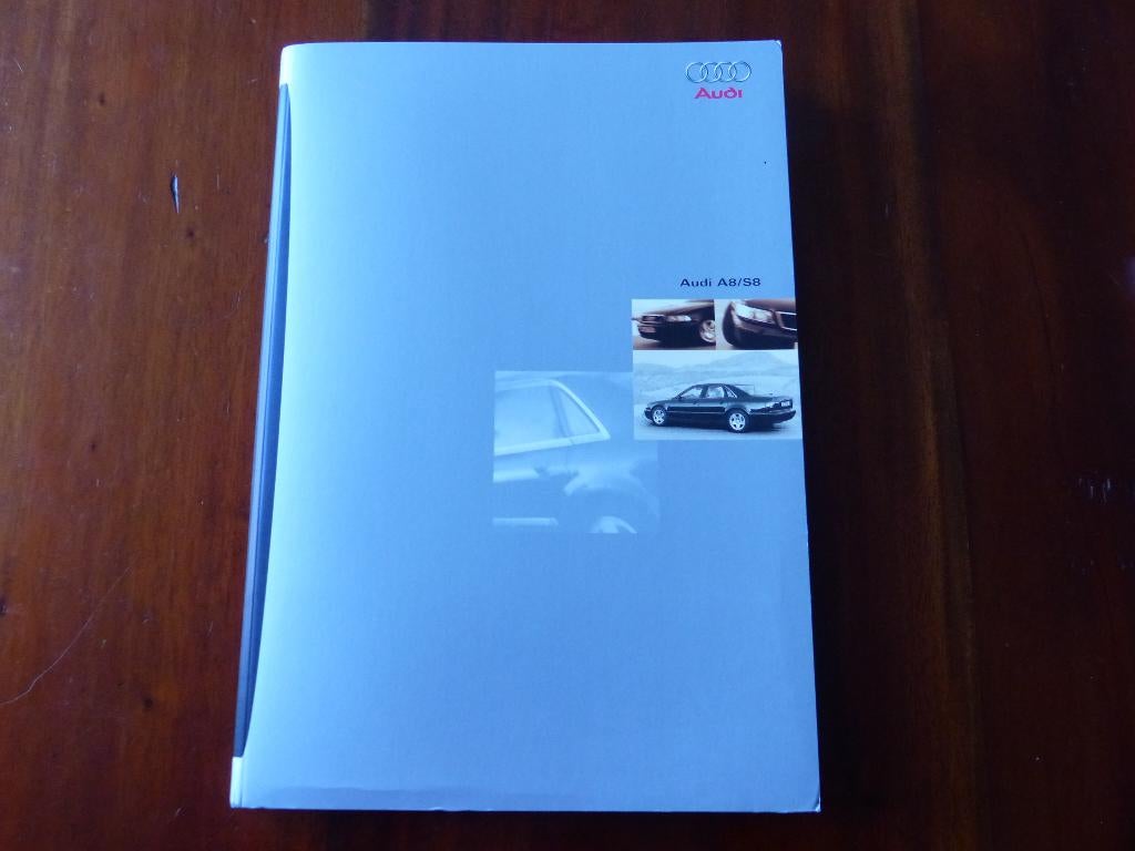 Audi A8 en S8 brochureset 1997, Boeken, Auto's | Folders en Tijdschriften, Zo goed als nieuw, Audi, Verzenden