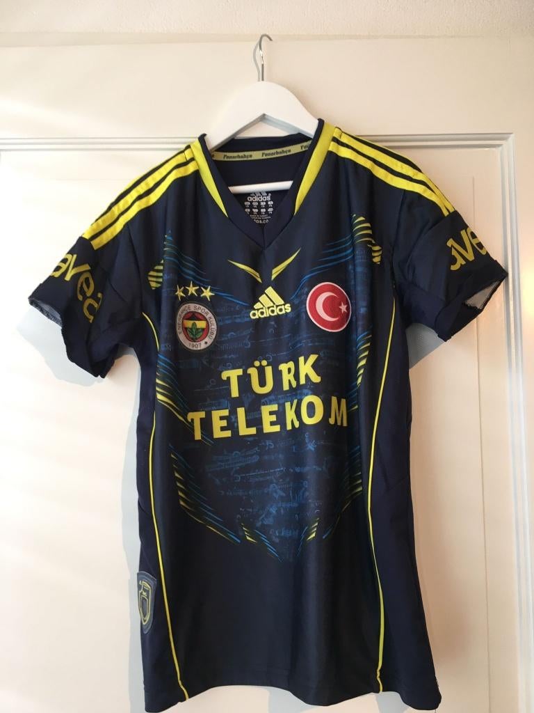 #176-003 Voetbalshirt Fenerbahce te koop! Maat 176, Sport en Fitness, Voetbal, Zo goed als nieuw, Shirt, Maat XS of kleiner, Verzenden