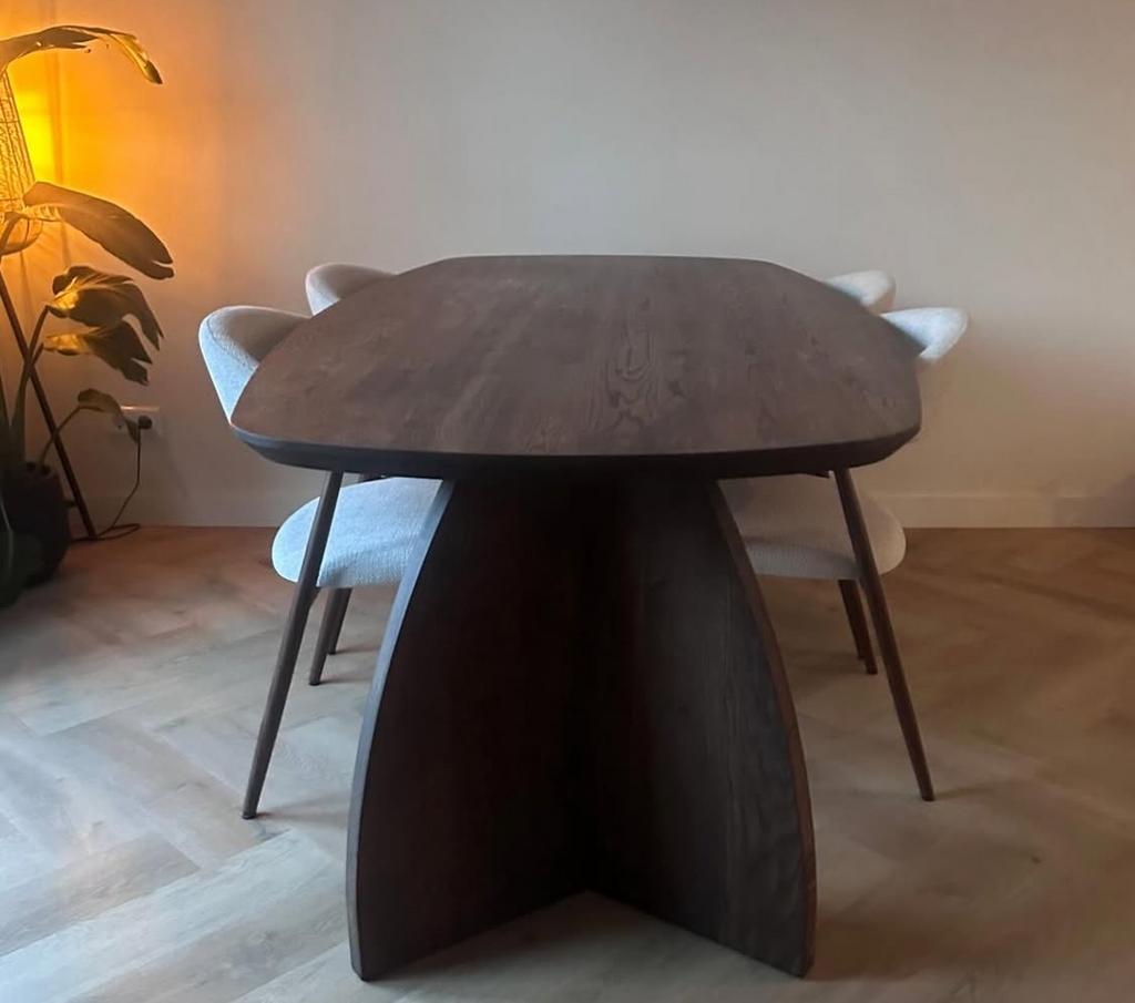 Foto 2 van Eiken tafel Deens ovaal Japandi met maanpoten 180-300cm Sale