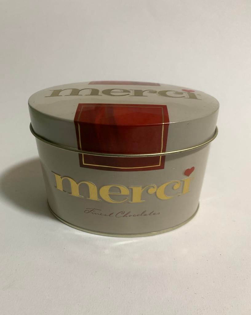 Blik Merci chocolade - Mooie ovale blikken Bewaardoos