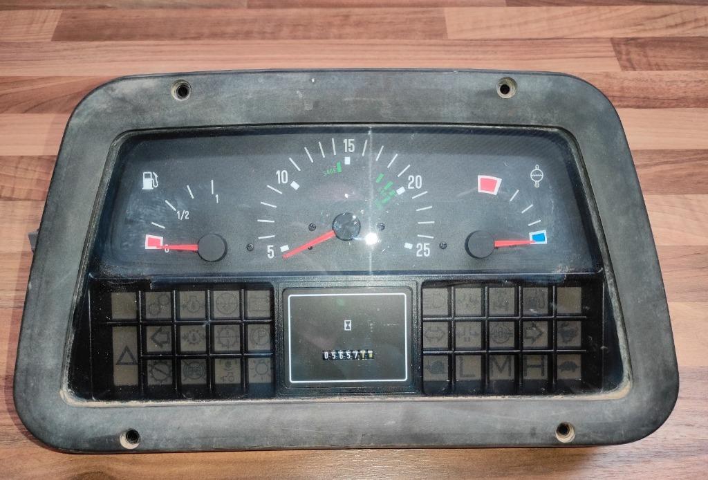 Herstel MF 4255 instrumentenpaneel reparatie, Ophalen, Gebruikt, Overige automerken
