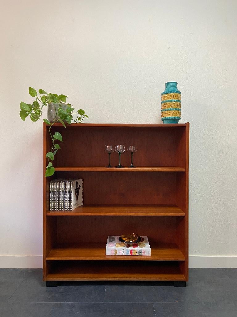 Vintage Deense boekenkast van teakhout, Huis en Inrichting, Kasten | Boekenkasten, Ophalen, Vintage Deens design, Gebruikt, 100 tot 150 cm