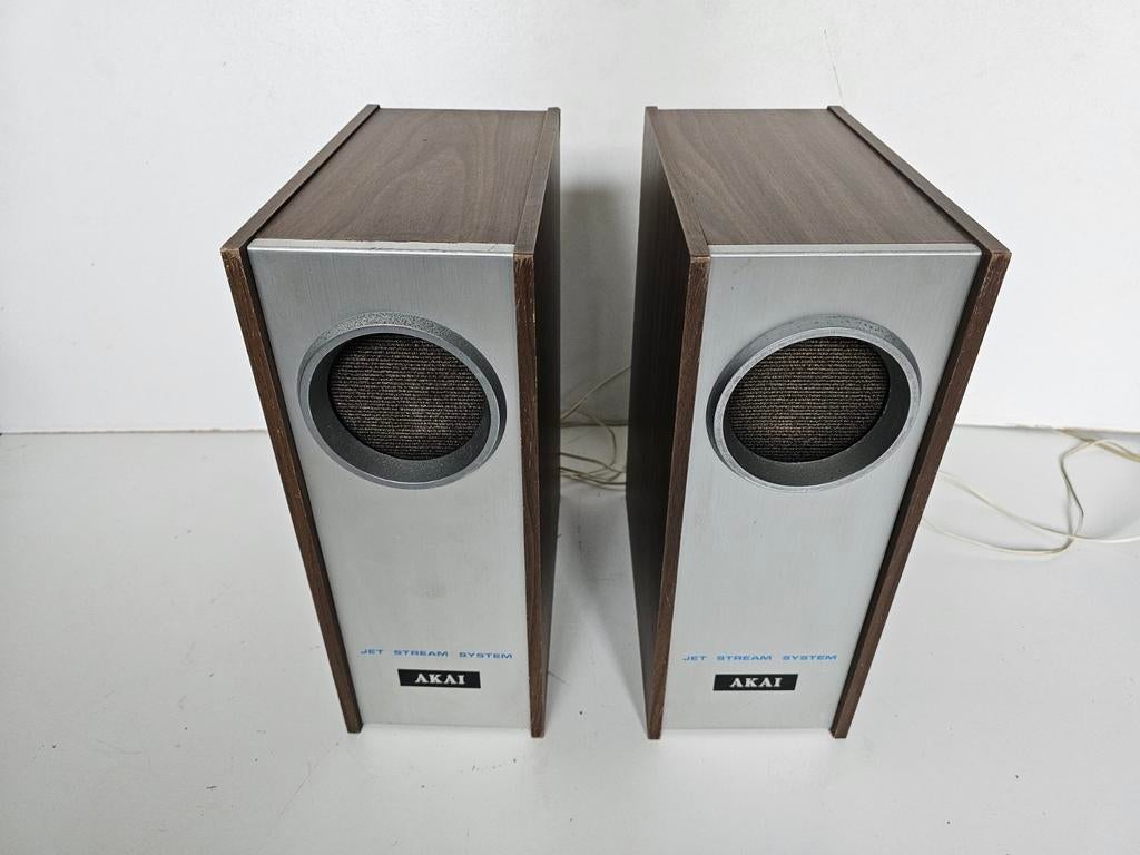 Akai SW30, Zo goed als nieuw, Minder dan 60 watt, Front, Rear of Stereo speakers, Ophalen