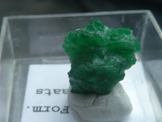 Smaragd (01), Ophalen of Verzenden, Mineraal