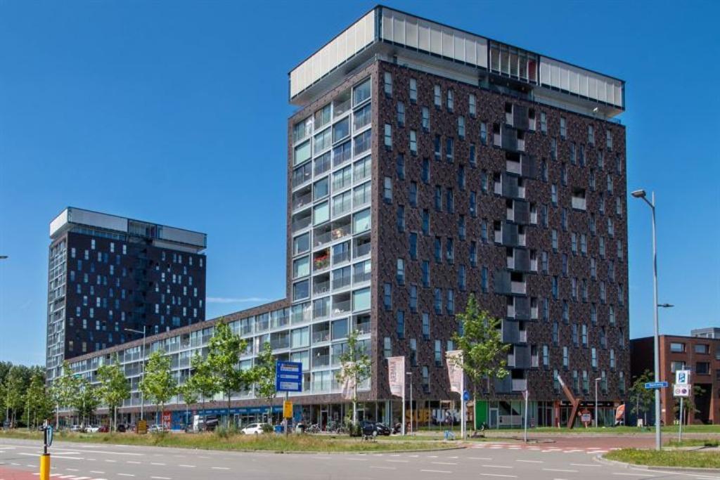 Te huur parkeerplaats - Het Hout Groningen, Huizen en Kamers, Garages en Parkeerplaatsen, Groningen