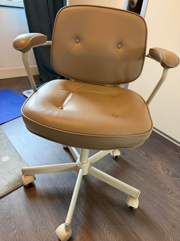 IKEA ALEFJÄLL office chair Beige bureaustoel metarmleuningen, Huis en Inrichting, Bureaustoelen, Ophalen, Beige, Zo goed als nieuw