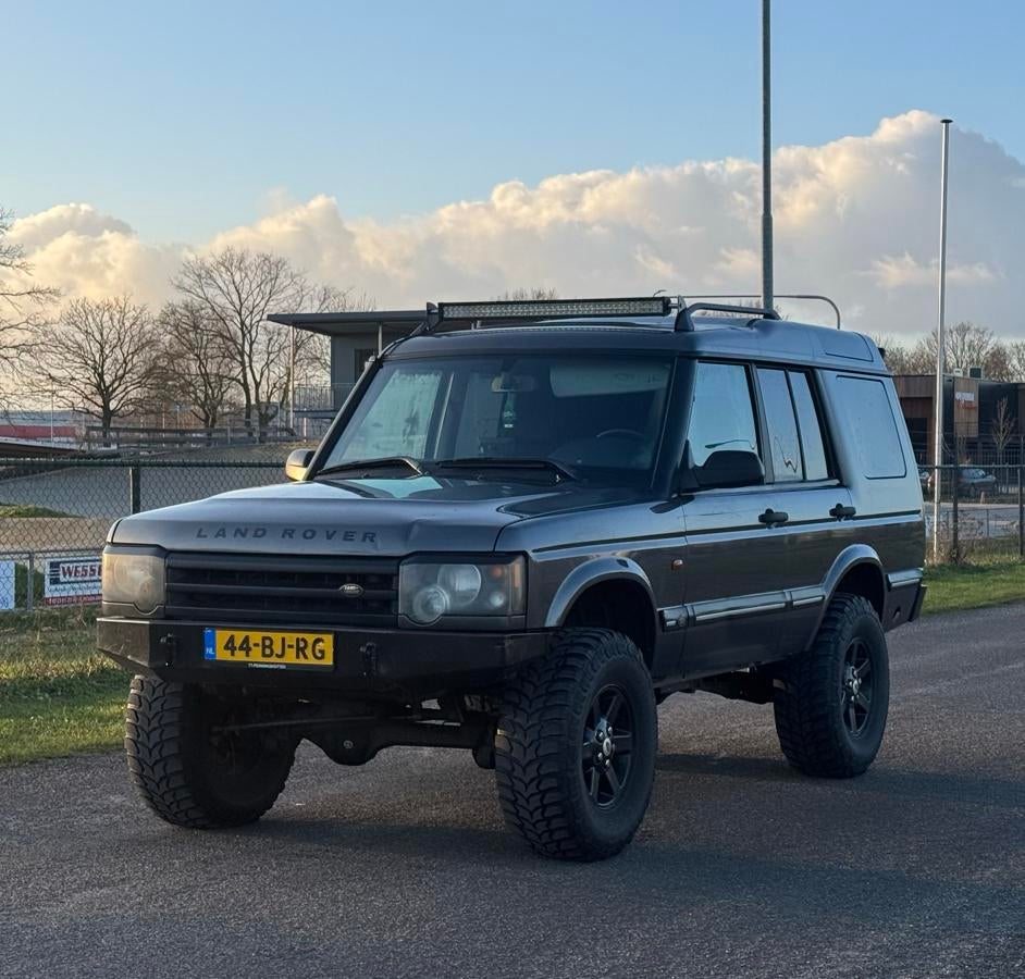 Land Rover Discovery Gant 2.5 TD5 AUT 2003 Grijs kenteken, Auto's, Automaat, Land Rover, 2495 cc, 138 pk