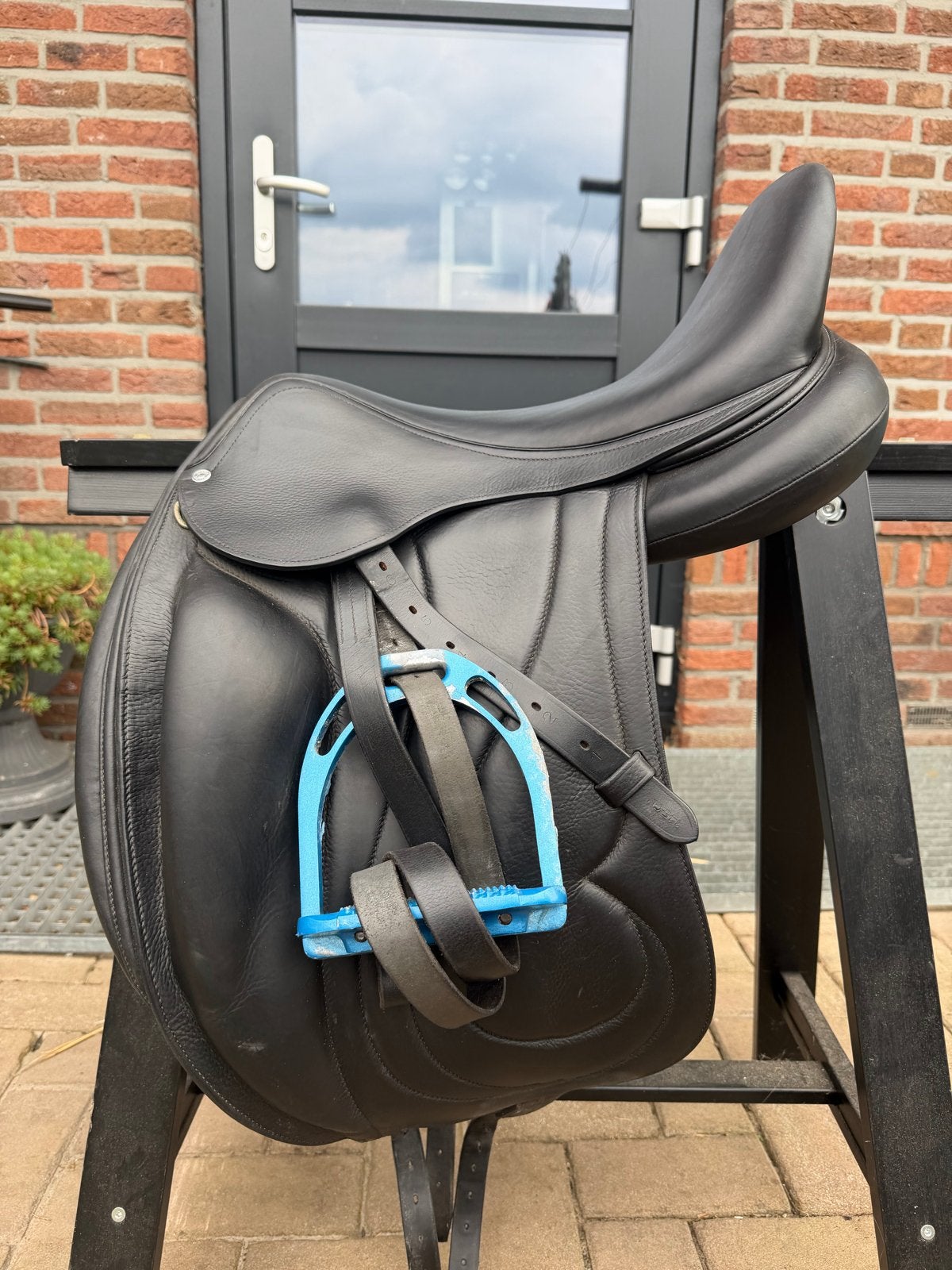 Antares dressuurzadel , kentaur elektra, barefoot elektra, Ophalen, Dressuur