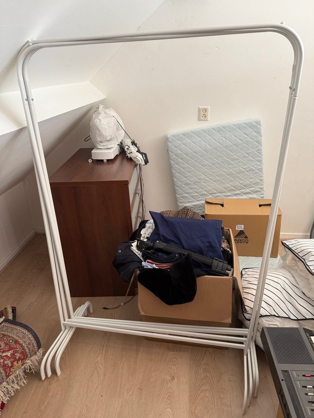 5x IKEA Kledingrekksn Wit gelakt metaal - Kledingrek, Ophalen, Gebruikt