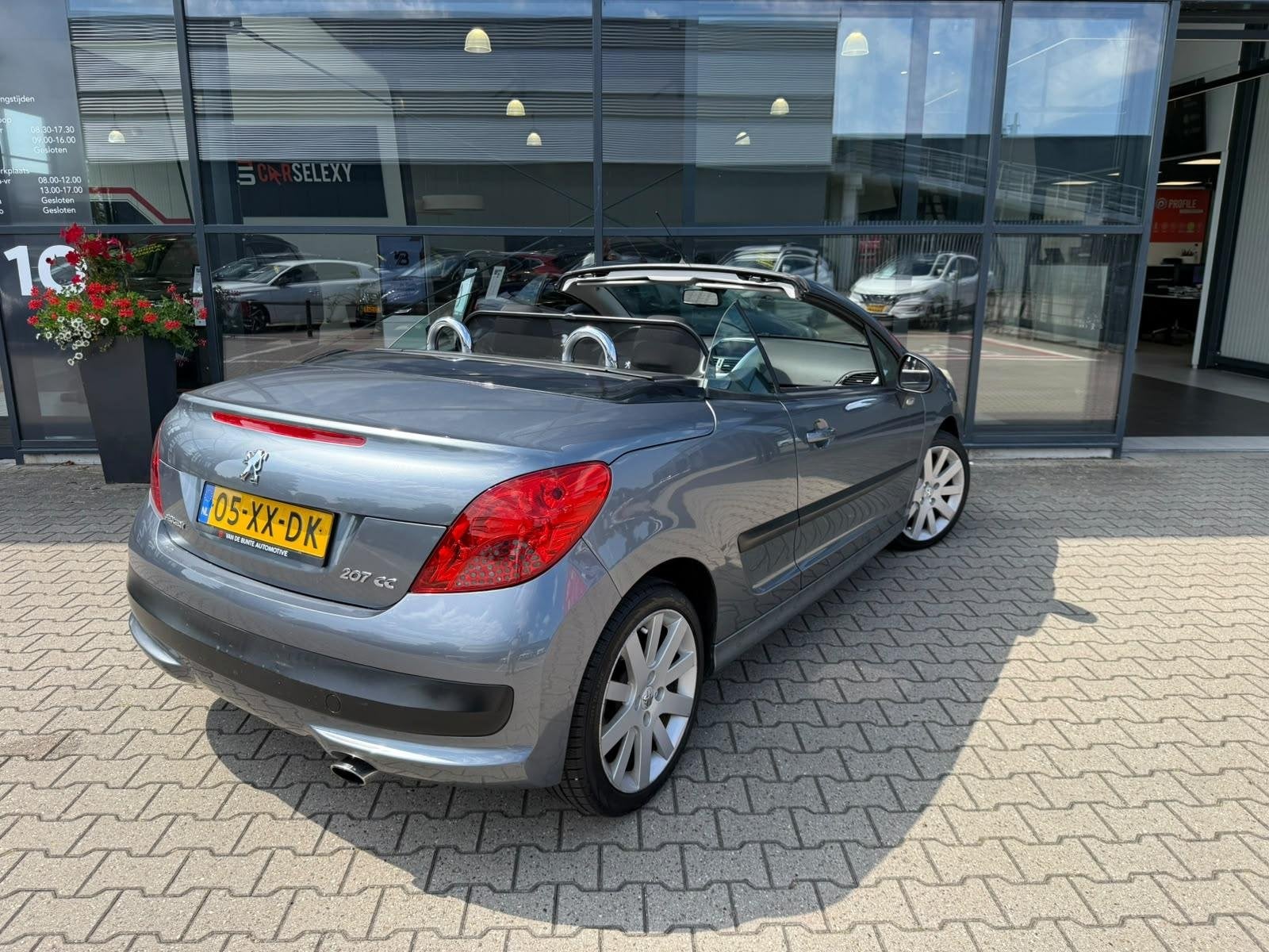 Peugeot 207 CC 1.6-16V T Sport *Cruise Control & Clima*, Voorwielaandrijving, Stof, Gebruikt, 4 cilinders