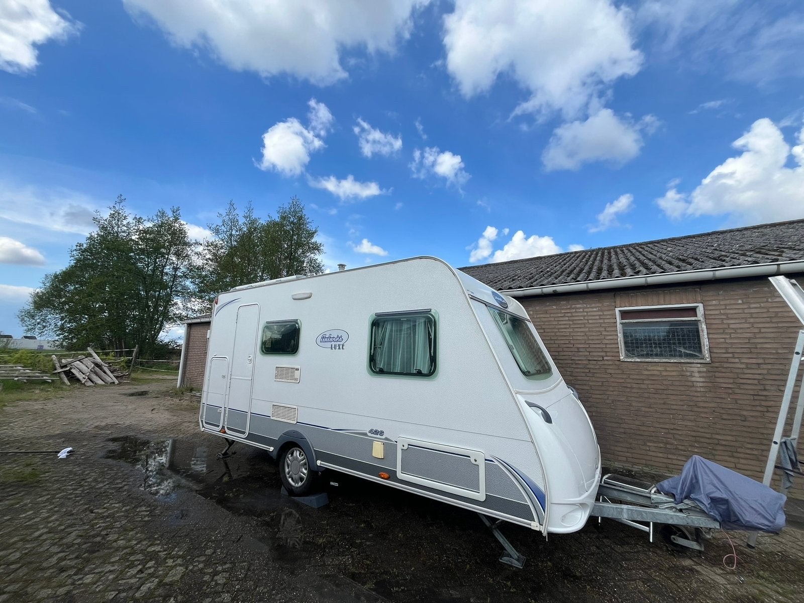 Zeer nette 6 pers caravan incl mover,voortent en luifel., Caravans en Kamperen, Schokbreker, Overige typen, Treinzit, 750 - 1000 kg