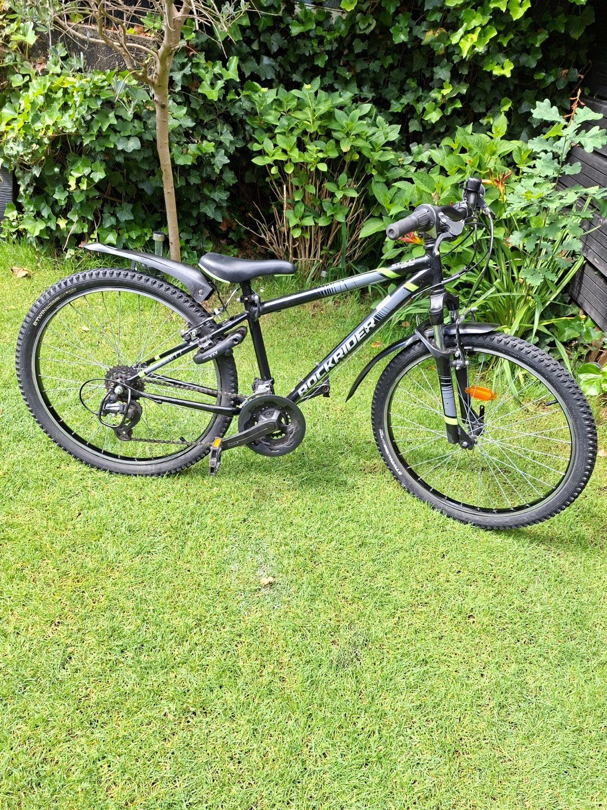 ROCKRIDER 24 INCH MET 18 VERSNELLINGEN, Velgrem, Versnellingen, Ophalen of Verzenden, Rockrider
