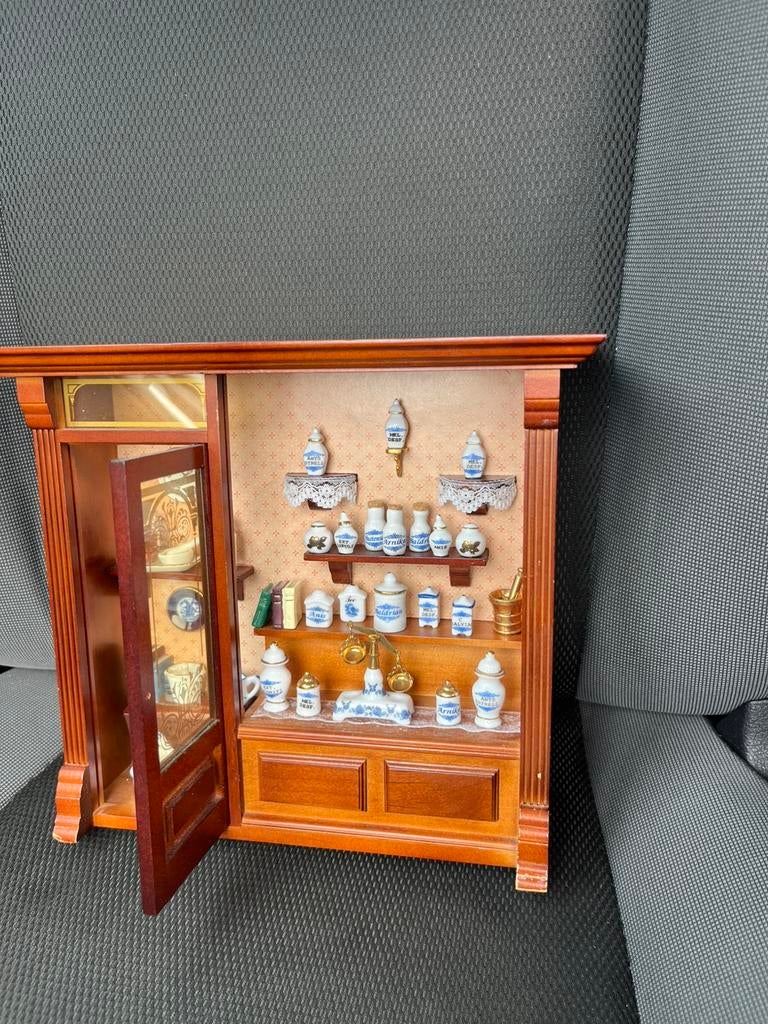 apothekerskastje vintage miniatuur, Ophalen of Verzenden, Zo goed als nieuw