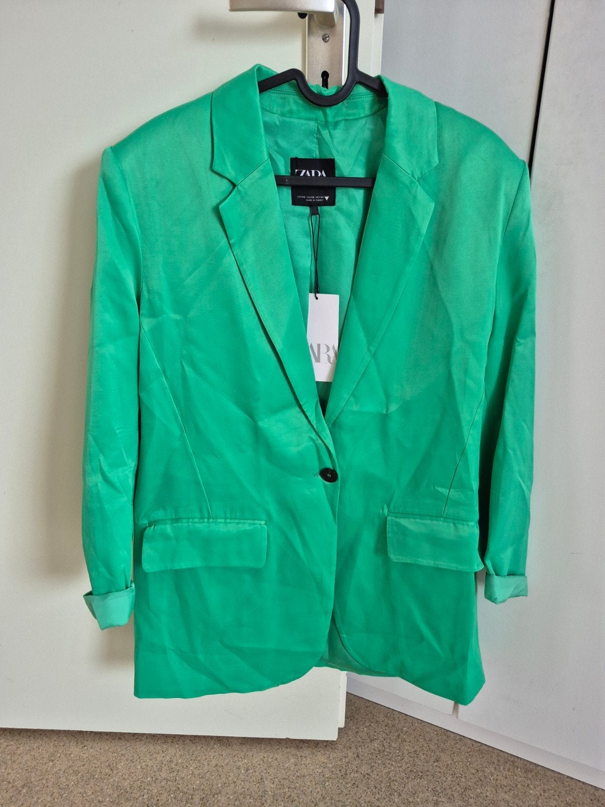 Zara Groene Satijnen Blazer Maat XS Nieuw met kaartjes, Kleding | Dames, Zara, Nieuw, Ophalen of Verzenden, Maat 34 (XS) of kleiner