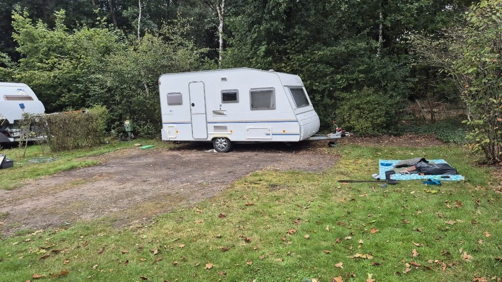 Knaus Marcampo Mustang 410 | 2000 | Complete gezinscaravan, Treinzit, 750 - 1000 kg, Particulier, 4 tot 5 meter