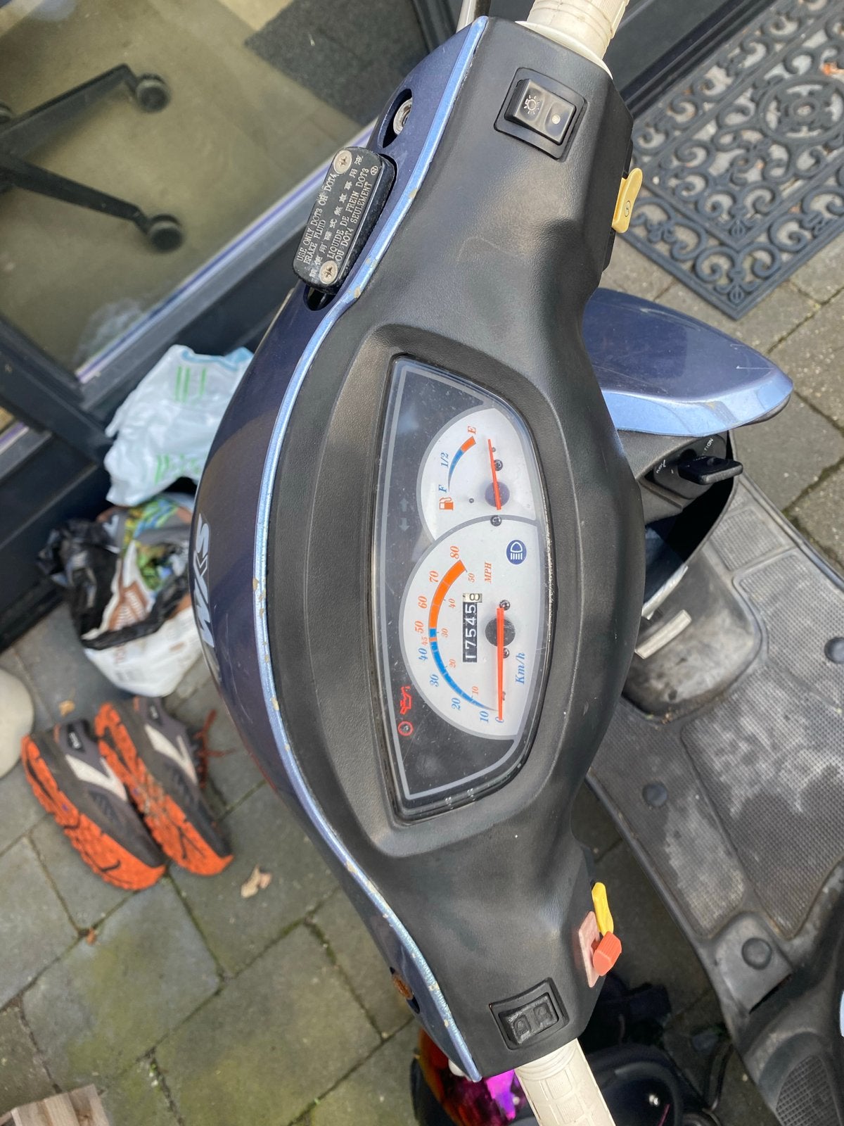 Sym DD scooter - defect, voor onderdelen of handige Harry, Ophalen of Verzenden, Gebruikt, Overige typen, SYM