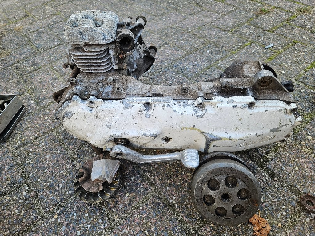 Onderdelen Aprilis SR Viper 1993 -1996 minarelli vertikaal, SR50, Gebruikt, Blok, Ophalen of Verzenden