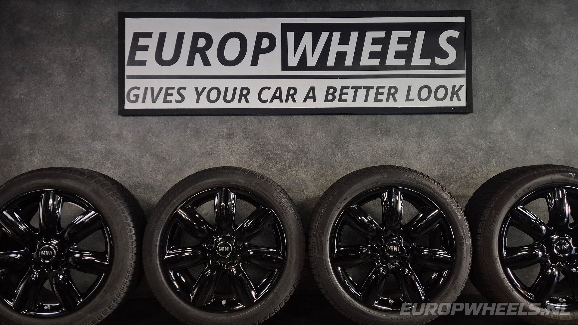 17 inch Mini velgen Clubman F54 F55 F56 JCW 528 winterbanden, Gebruikt, -, -, Banden en Velgen