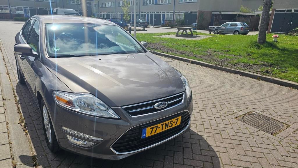 Uitstekende Ford Mondeo 1.6 118KW 5D 2012 Bruin, Auto's, Voorwielaandrijving, 4 cilinders, 160 pk, Origineel Nederlands