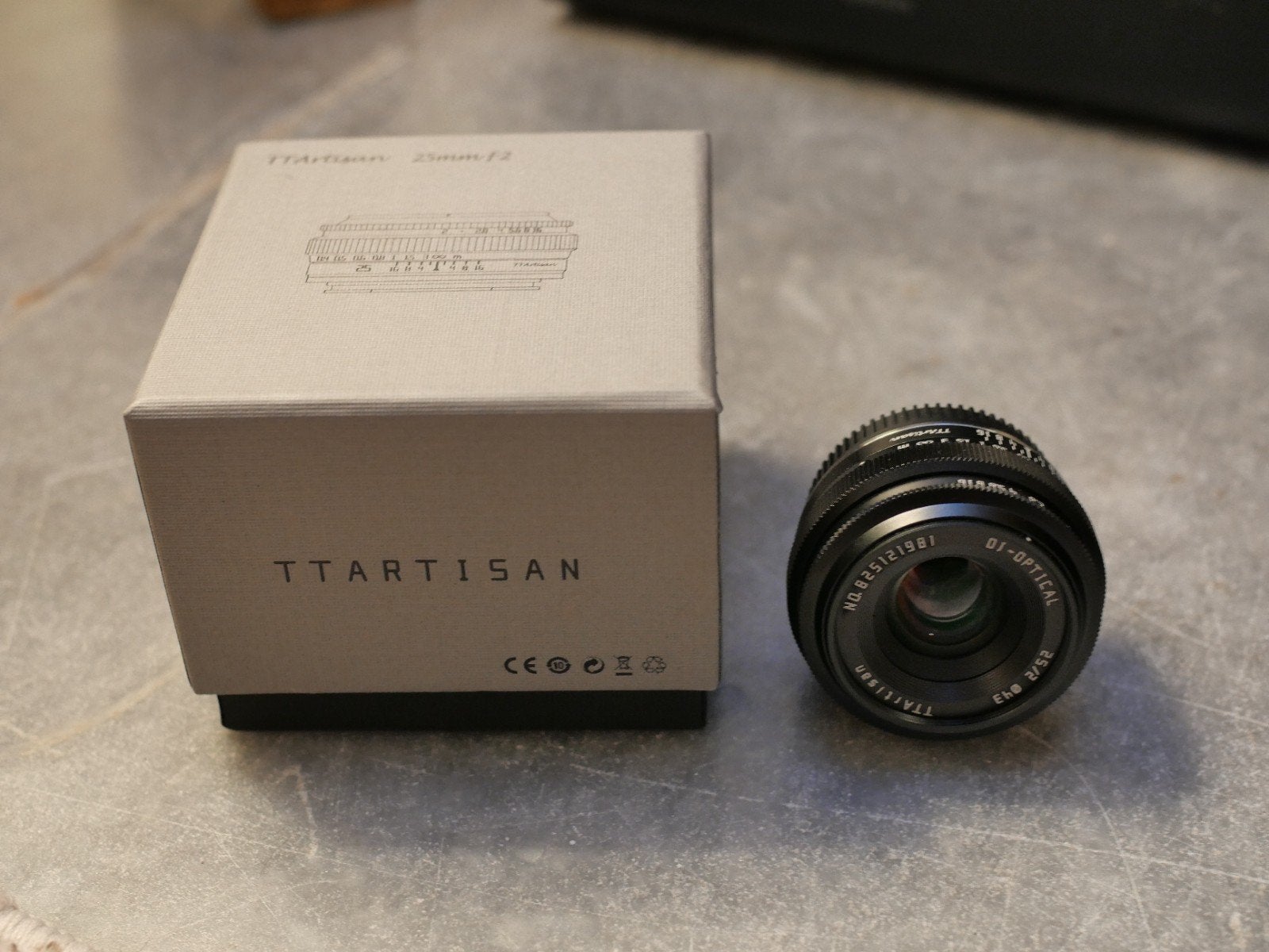 TTartisan 25mm f2.0 MF M43 MFT Olympus Lumix, Ophalen of Verzenden, Zo goed als nieuw, Standaardlens