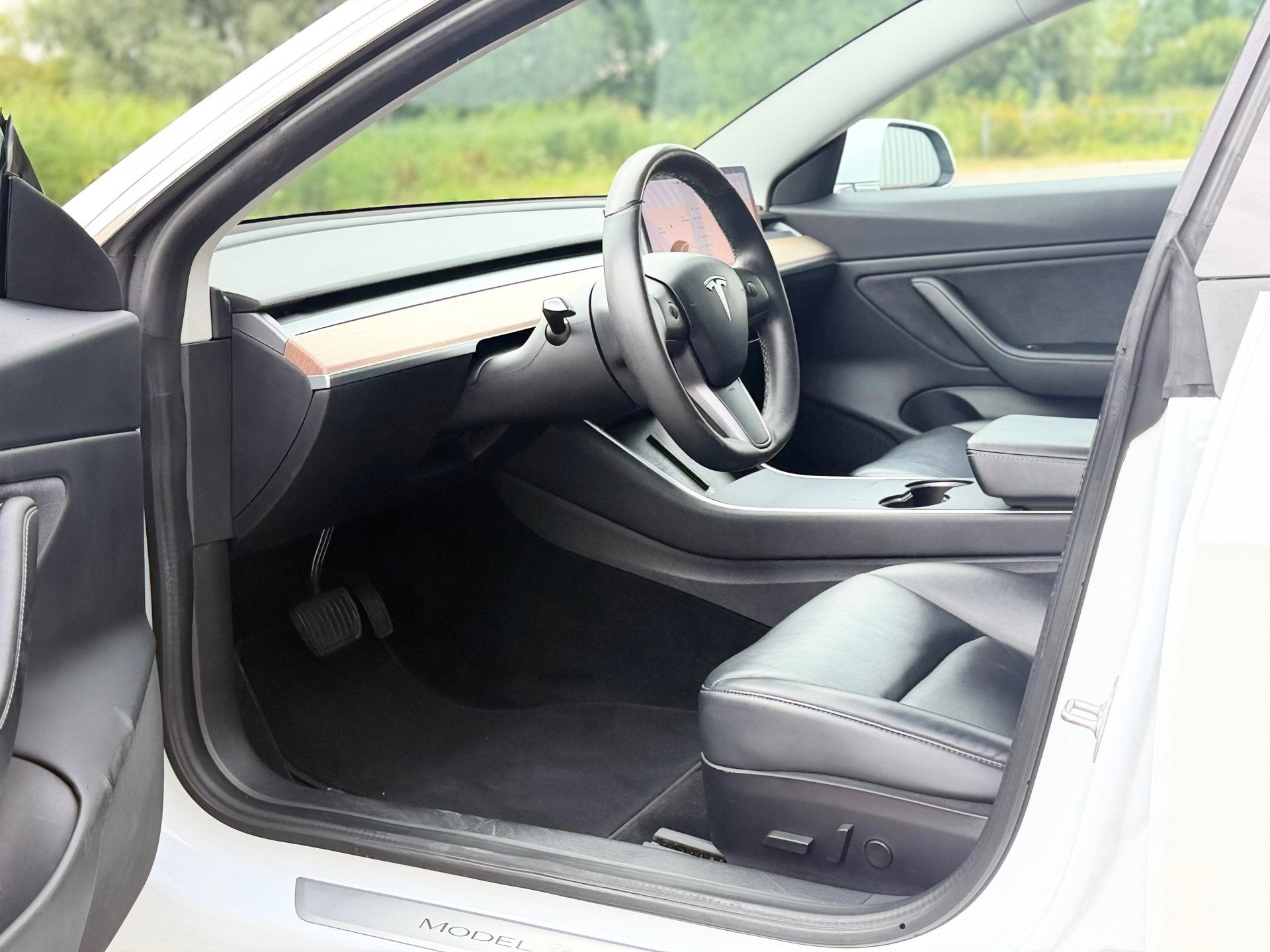 Tesla Model 3 Long Range AWD 75 kWh - Pearl White - Panorama, Auto's, Dealer onderhouden, Wit, 1000 kg, 84 €/maand