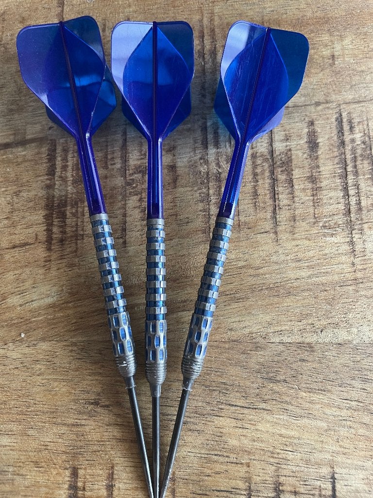 Bull's Blue Pagasus C 95%, 24 gram, Ophalen of Verzenden, Gebruikt, Pijlen