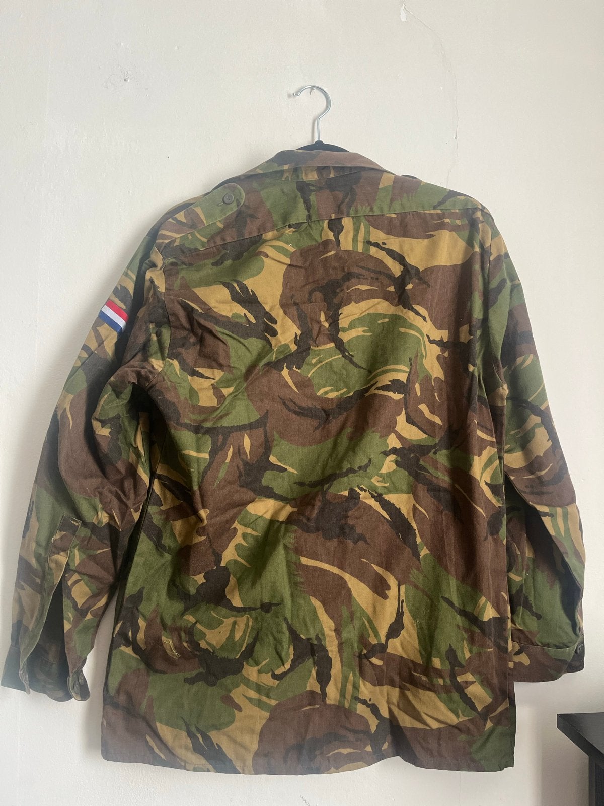 Militaire jas - Camouflage - Lonnekker Textiel, Ophalen of Verzenden, Landmacht, Nederland, Kleding of Schoenen