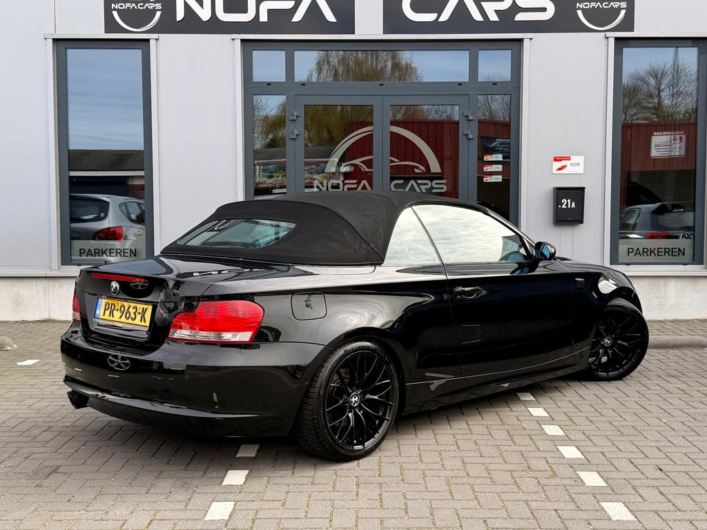 BMW 1-serie Cabrio 118i High Executive|M-PAKKET|LEER|VOL, Auto's, 1-Serie, Achterwielaandrijving, 4 stoelen, Zwart