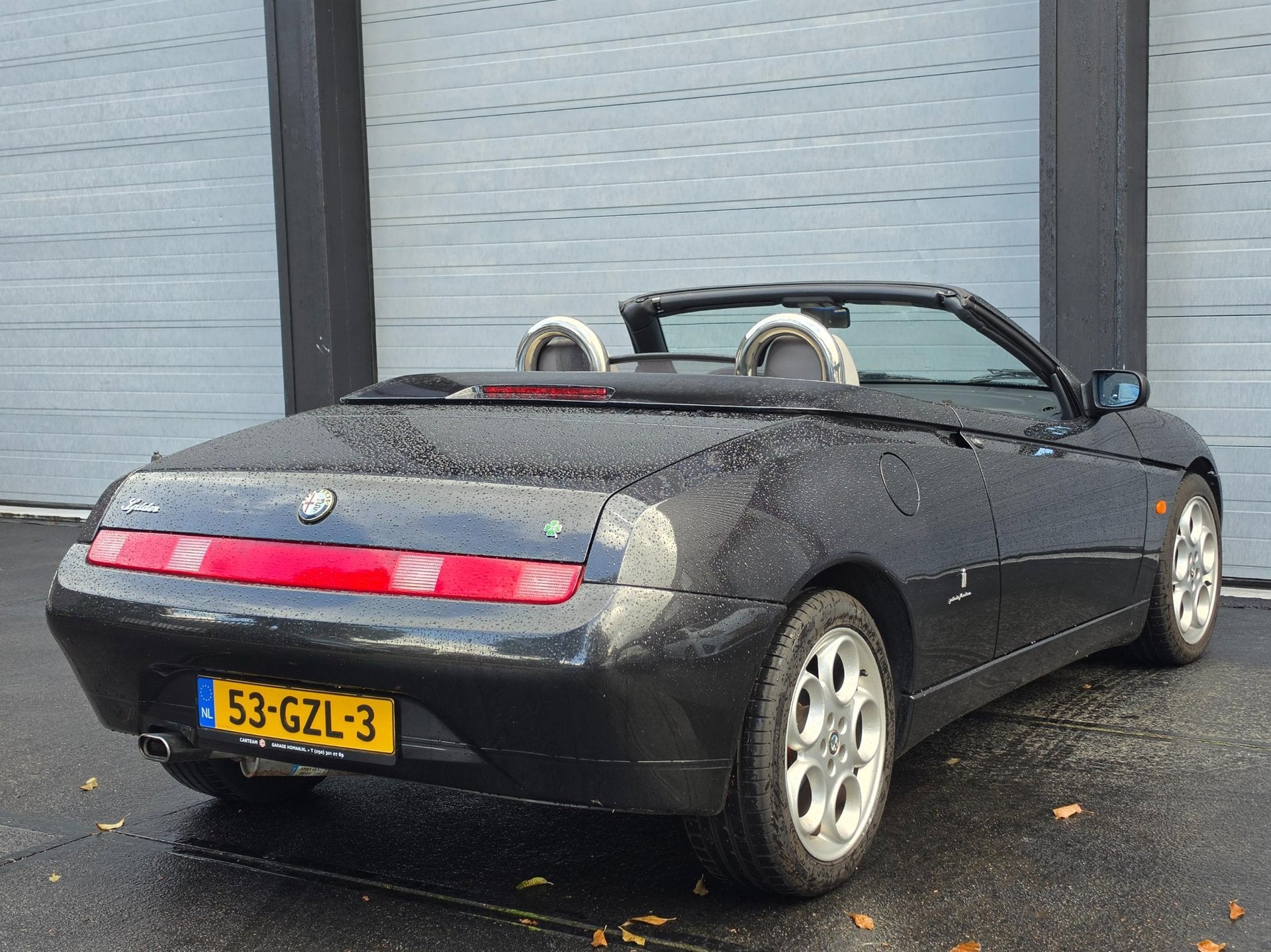 Alfa Romeo Spider 2.0-16V T.Spark nette staat, lage km, elek, Auto's, Alfa Romeo, Voorwielaandrijving, 1345 kg, Gebruikt, Zwart