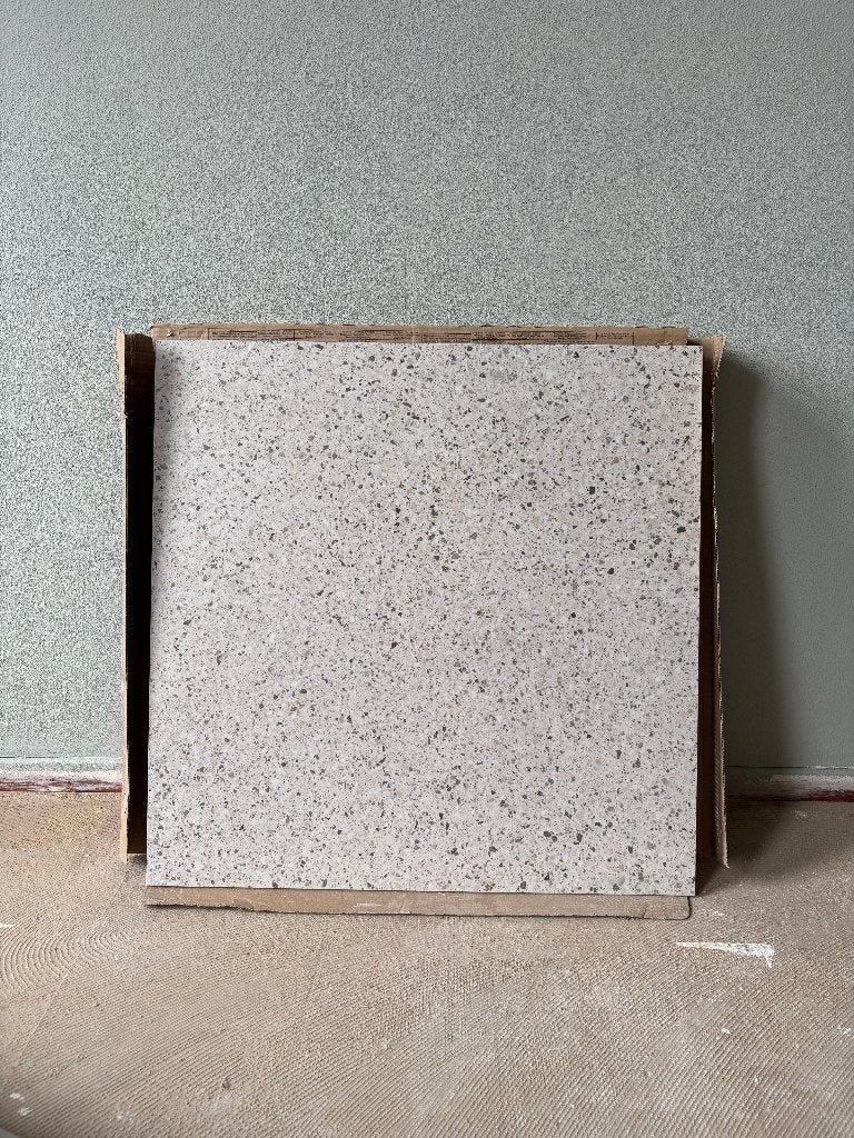 Tegels, Ophalen, 40 tot 60 cm, Nieuw, Minder dan 5 m²