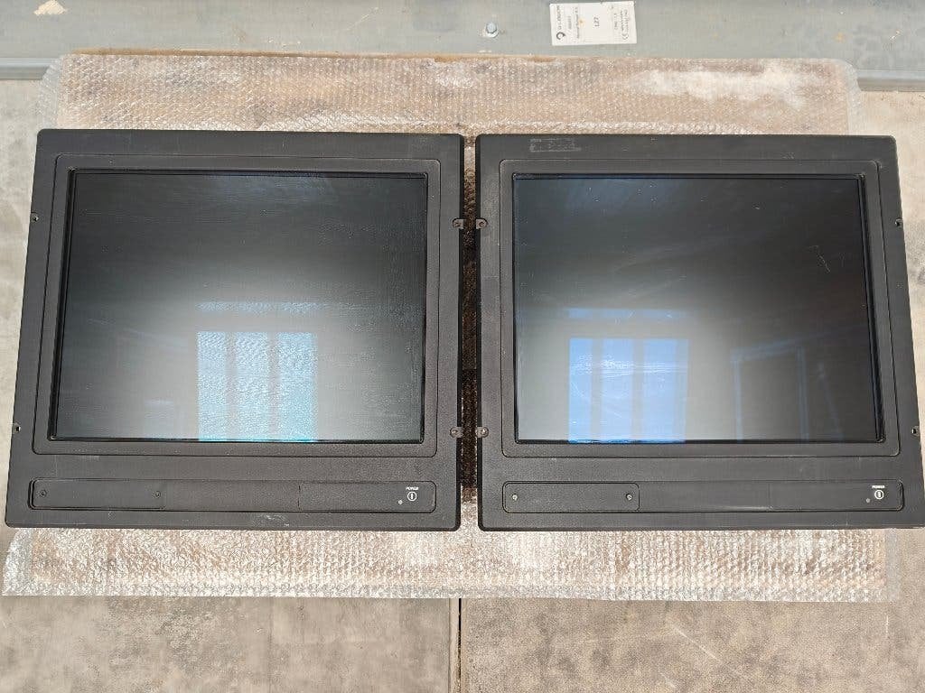 2x Hatteland 23.1" Monitor Defect/Onderdelen, Watersport en Boten, Gebruikt, Overige typen, Onbekend, Ophalen of Verzenden