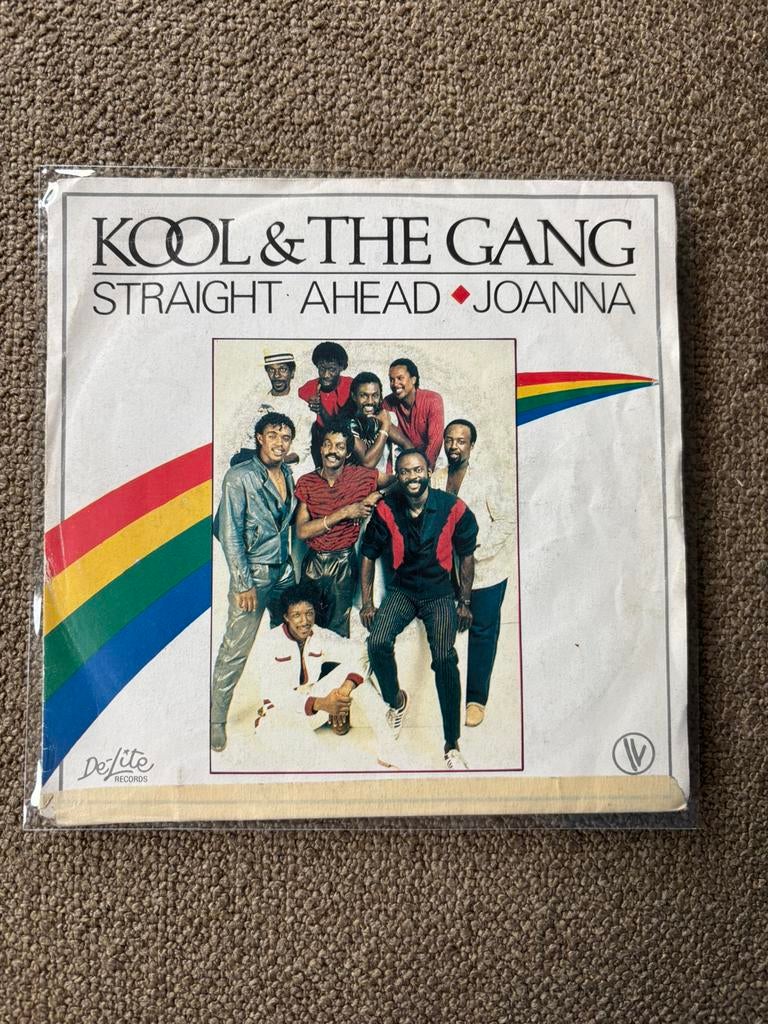 Kool & the Gang - Straight Ahead / Joanna, Ophalen of Verzenden, Gebruikt, 7 inch, Pop