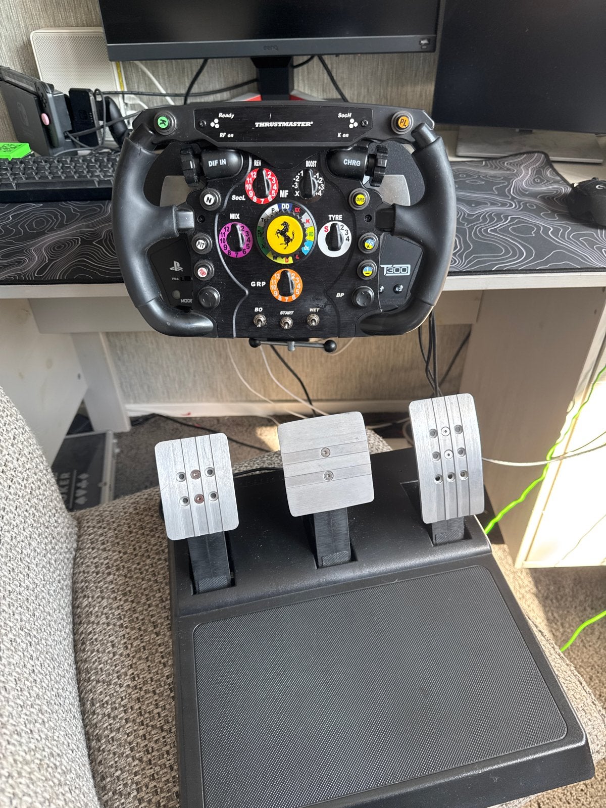 Thrustmaster T300 RS Ferrari Edition racestuur met pedalen, Racestuur, Gebruikt, Force feedback, Thrustmaster