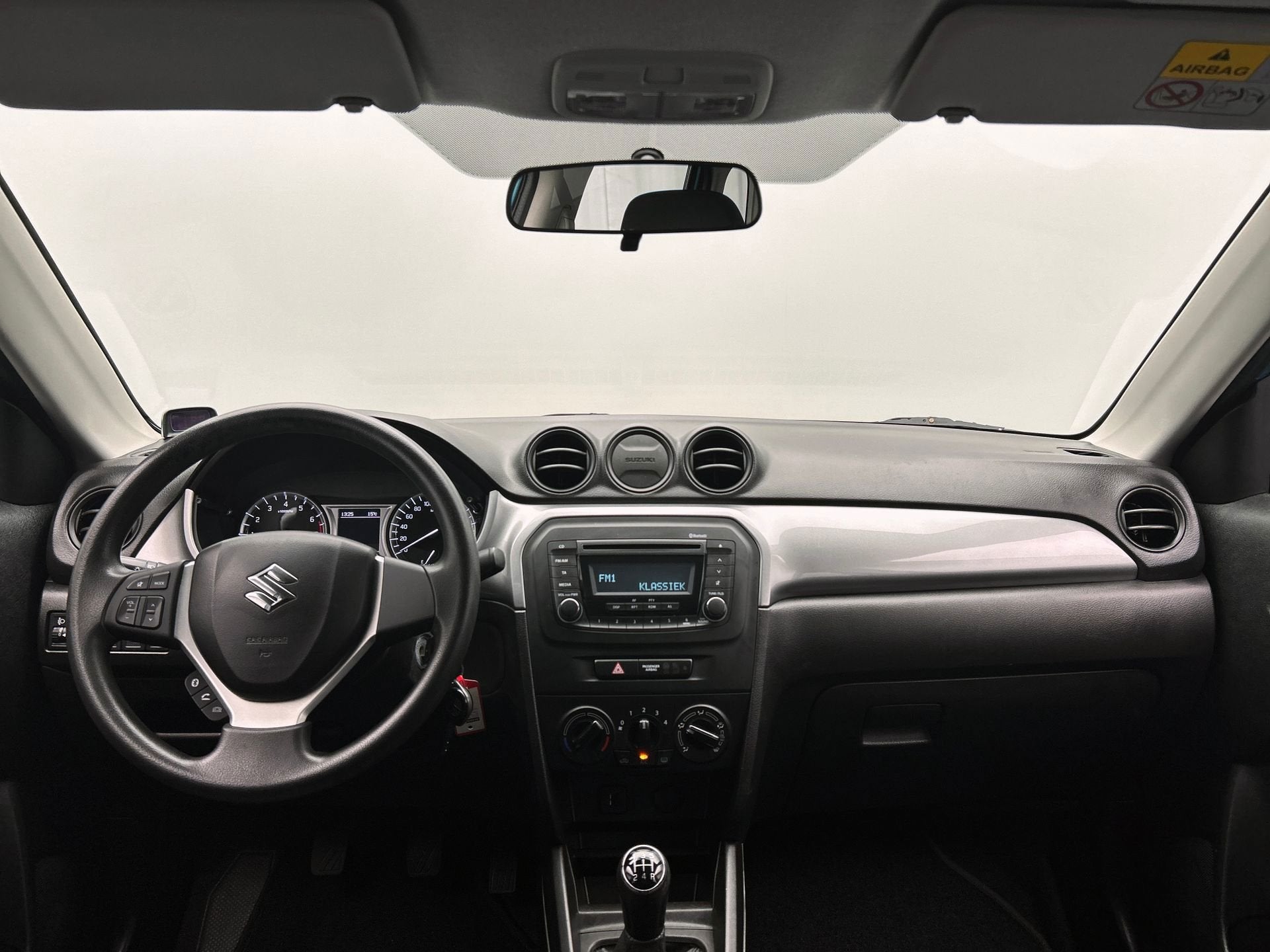 Suzuki Vitara 1.6 Comfort | PDC | Airco | Elek. Ramen | Cent, Voorwielaandrijving, Stof, Gebruikt, Zwart