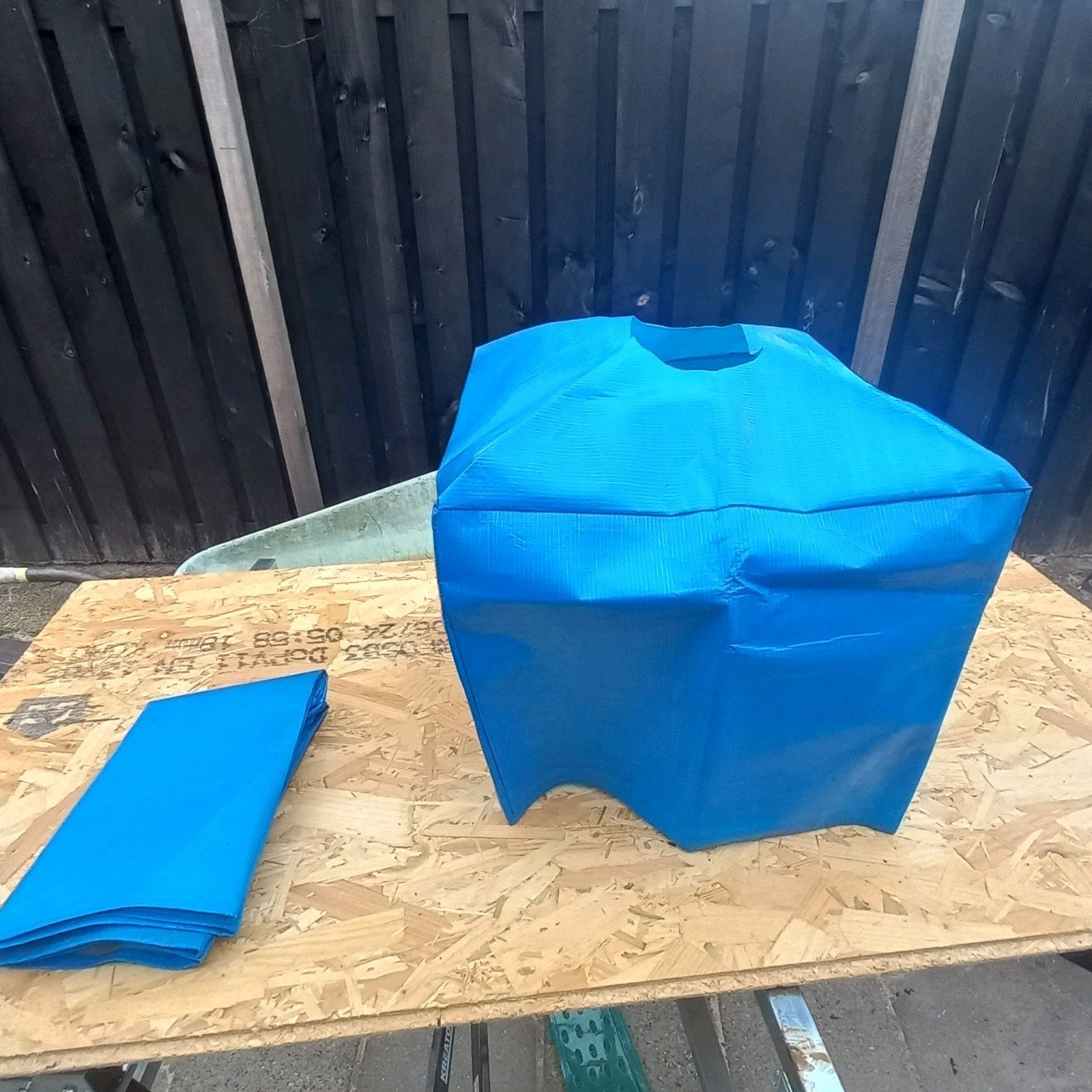 hoezen voor TT kooien Hardenberg, Ophalen, Zo goed als nieuw, Kooi-accessoires