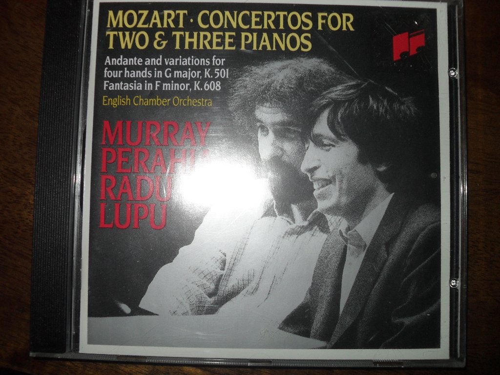 CD MOZART-CONCERTO'S FOR TWO & THREE PIANOS., Cd's en Dvd's, Inclusief boekje, Mozart, Ophalen of Verzenden, Zo goed als nieuw