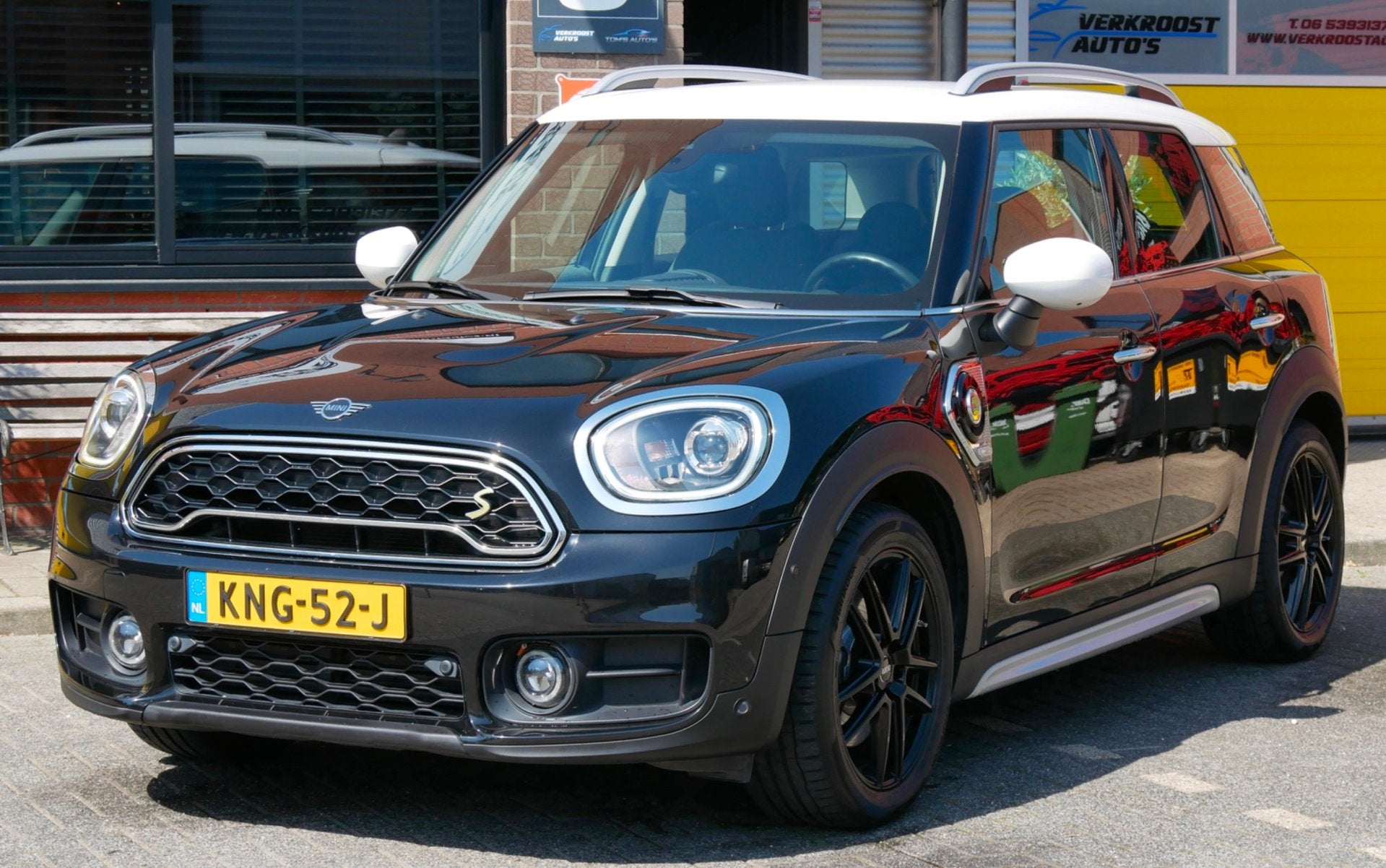 Mini Countryman 1.5 Cooper S E ALL4 Chili sportstoelen. came, Auto's, Automaat, Dealer onderhouden, 136 pk, Gebruikt