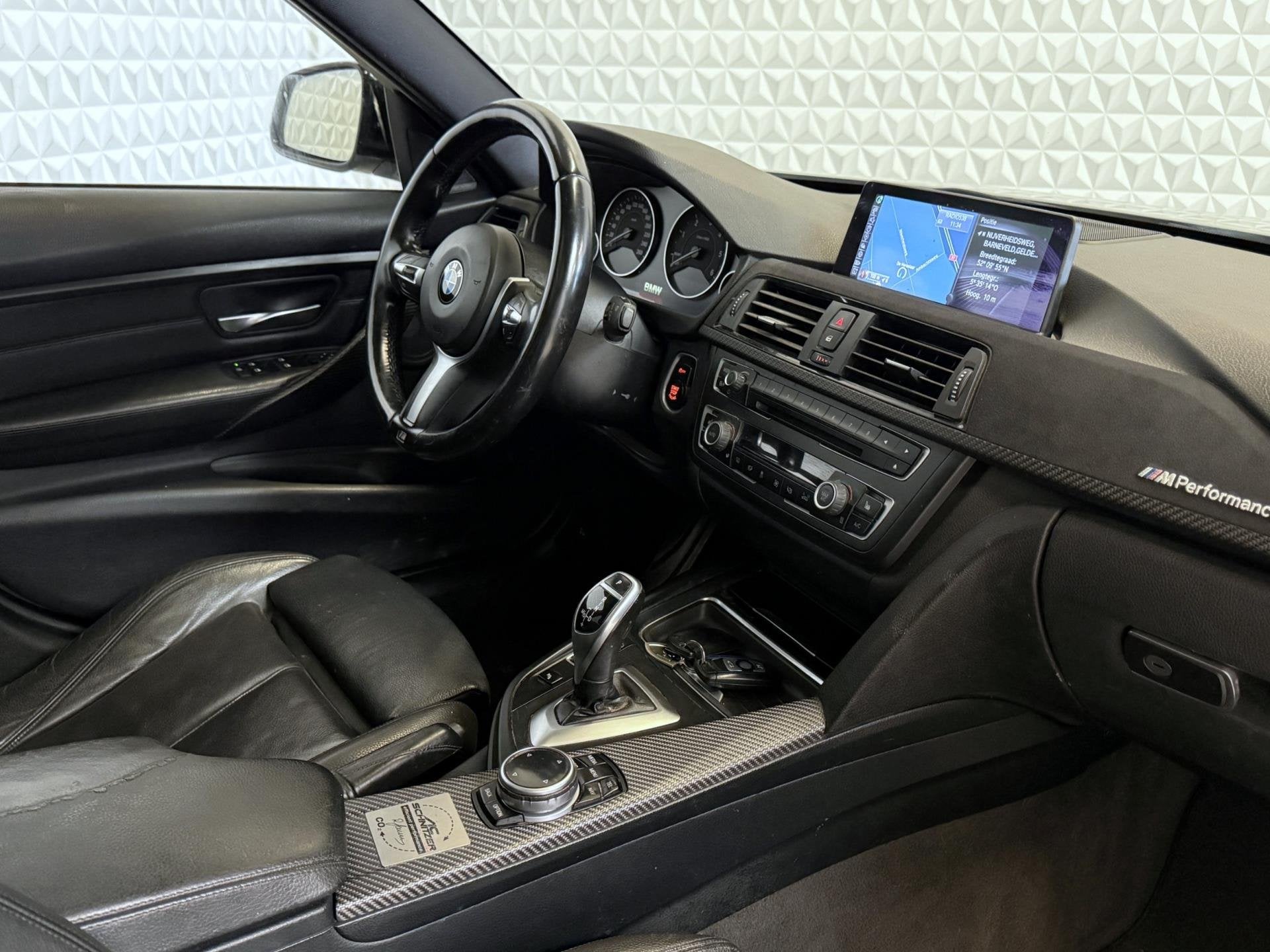 BMW 3-serie Touring 335d xDrive High Executive M-PAKKET / EX, Auto's, Automaat, Leder, Diesel, Vierwielaandrijving