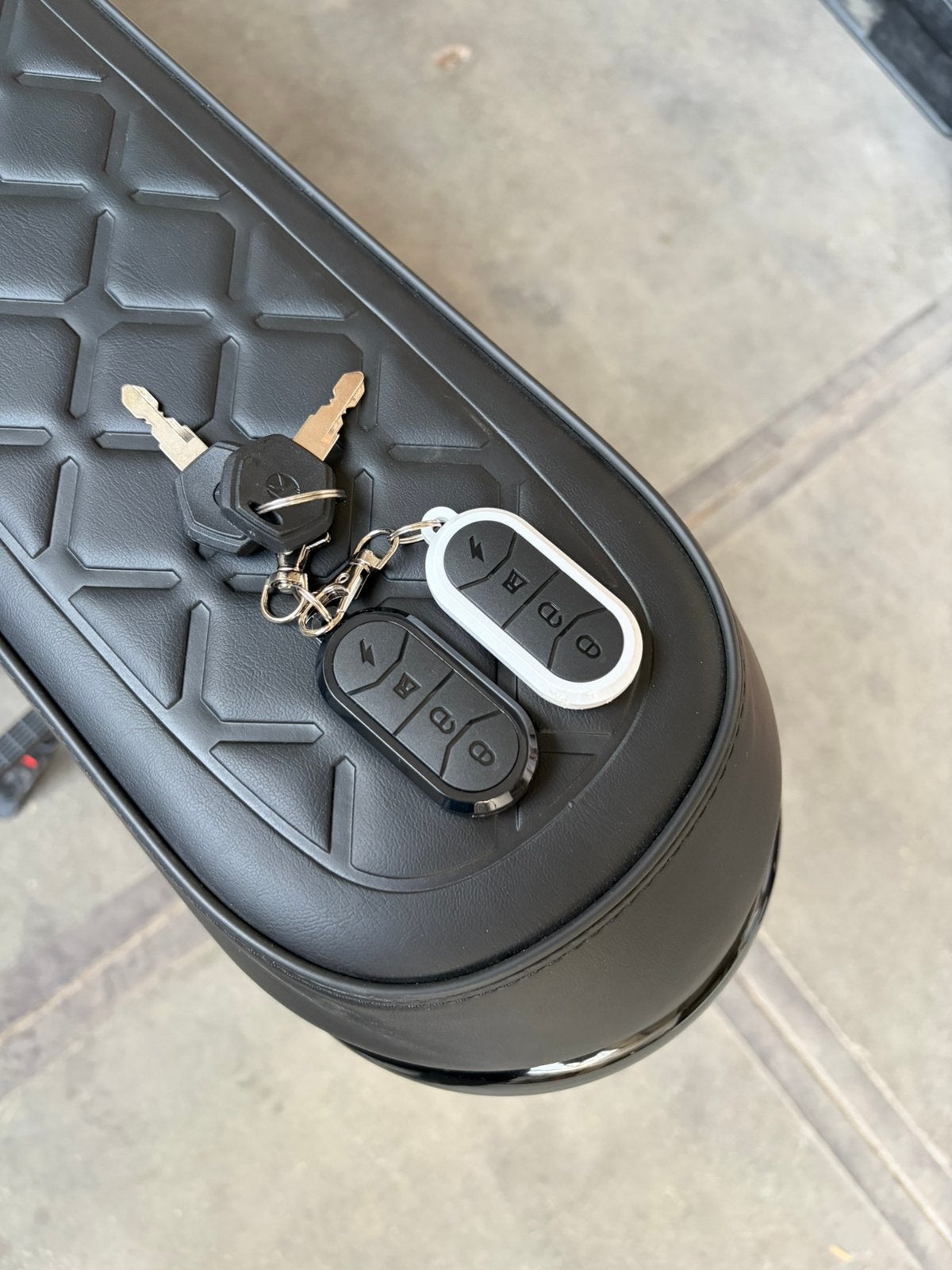 Foto 22 van Fatbike OUXI v8 Pro Nieuw met Garantie | Nfc Chip | Alarm