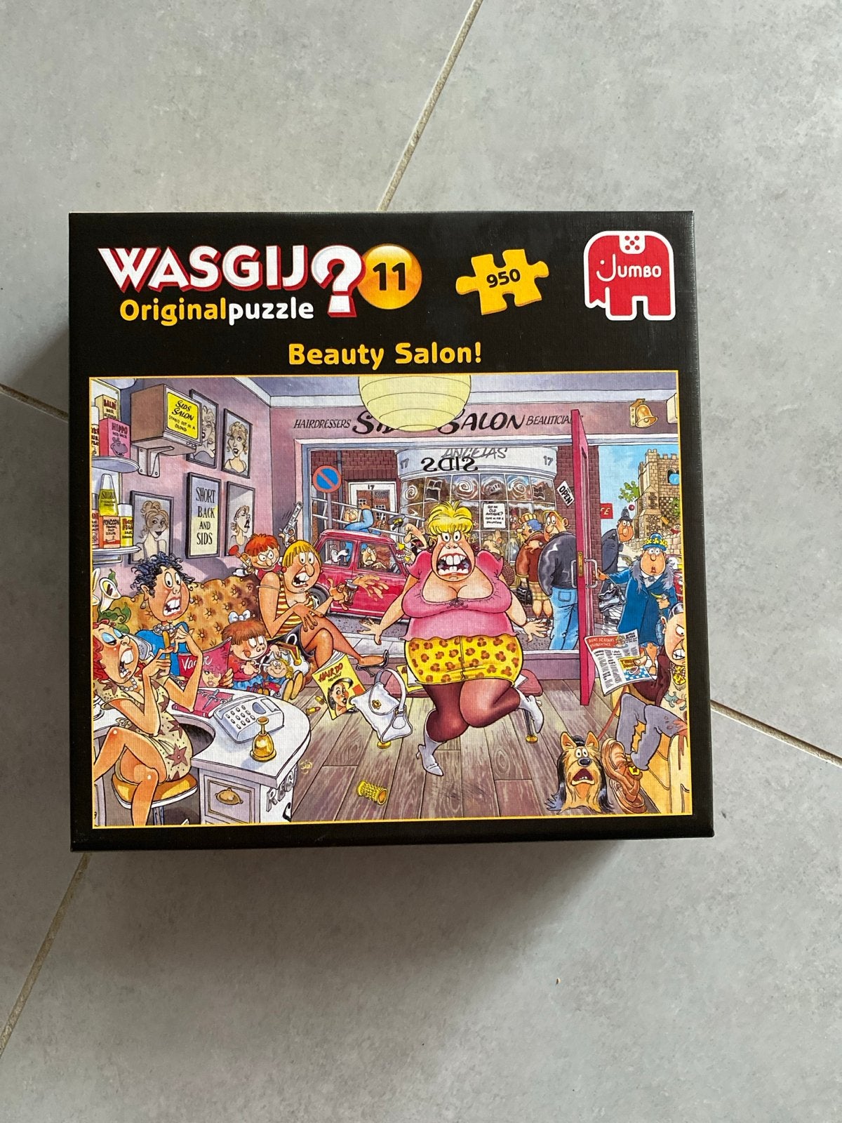 Wasgij Original 11: Beauty Salon! Legpuzzel 950 stukjes, Hobby en Vrije tijd, Ophalen of Verzenden, 500 t/m 1500 stukjes, Zo goed als nieuw