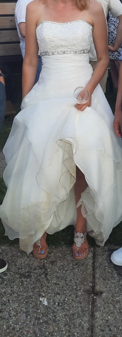 Elegante Trouwjurk met Strapless Top en Kralenaccent, Ophalen of Verzenden, Gedragen, Wit, Trouwjurk