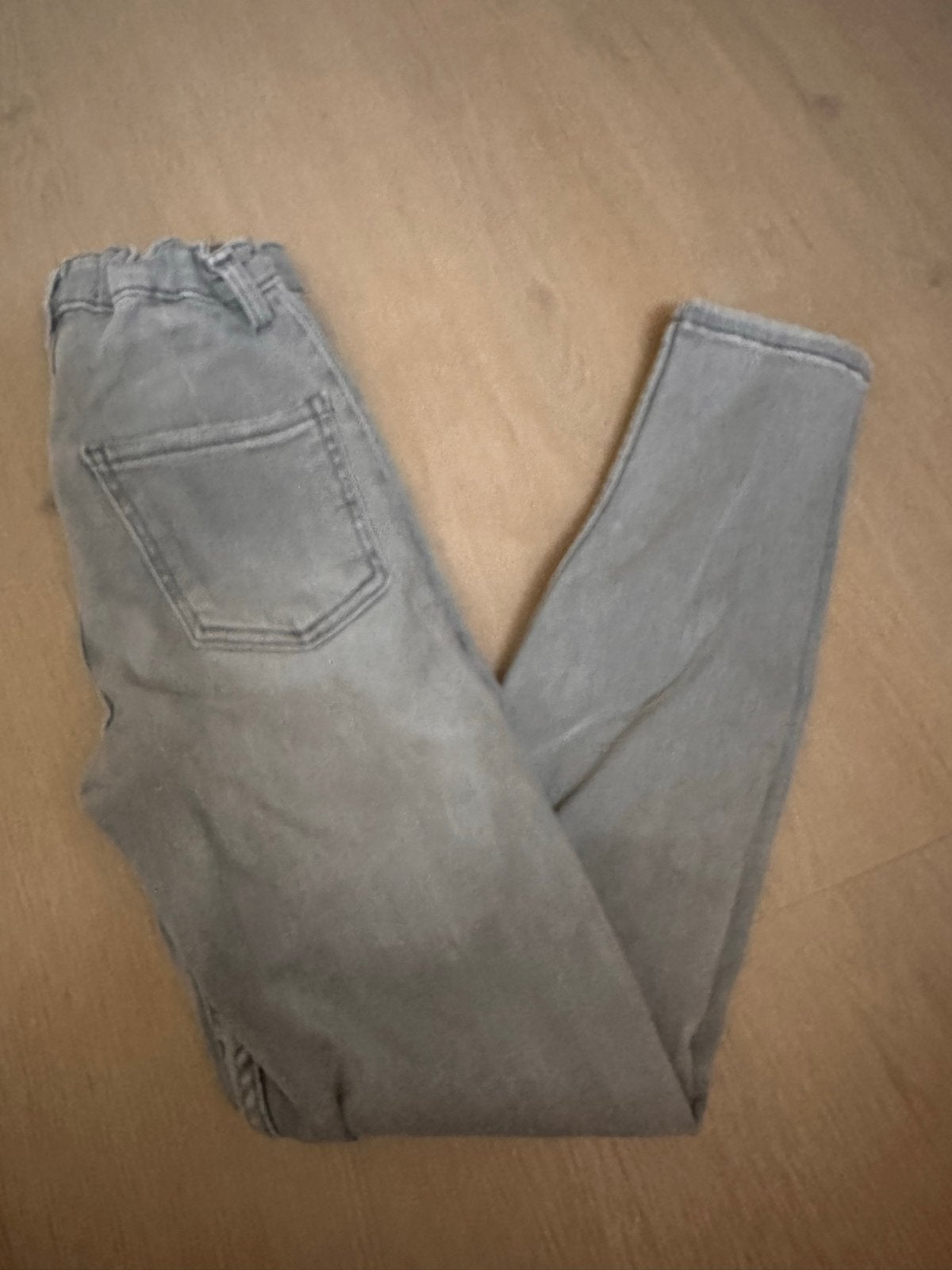 ZARA | Fijne grijze jeans maat 146-152 (11-12 jaar), Kinderen en Baby's, Ophalen of Verzenden, Gebruikt, Meisje, Broek