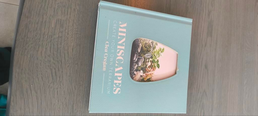 Miniscapes boek over plant terrarium flessentuin maken., Ophalen of Verzenden