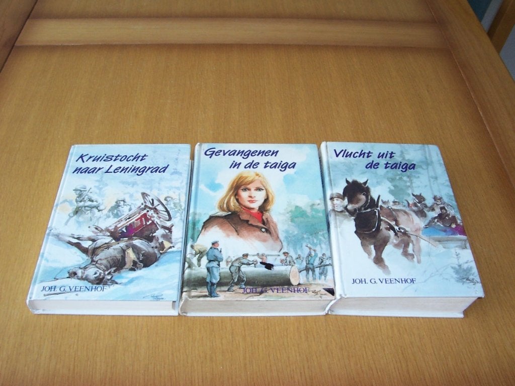 Joh G Veenhof deel 1 t/m 3 Vlucht uit de Taiga, Ophalen of Verzenden, Tweede Wereldoorlog, Zo goed als nieuw, Overige onderwerpen